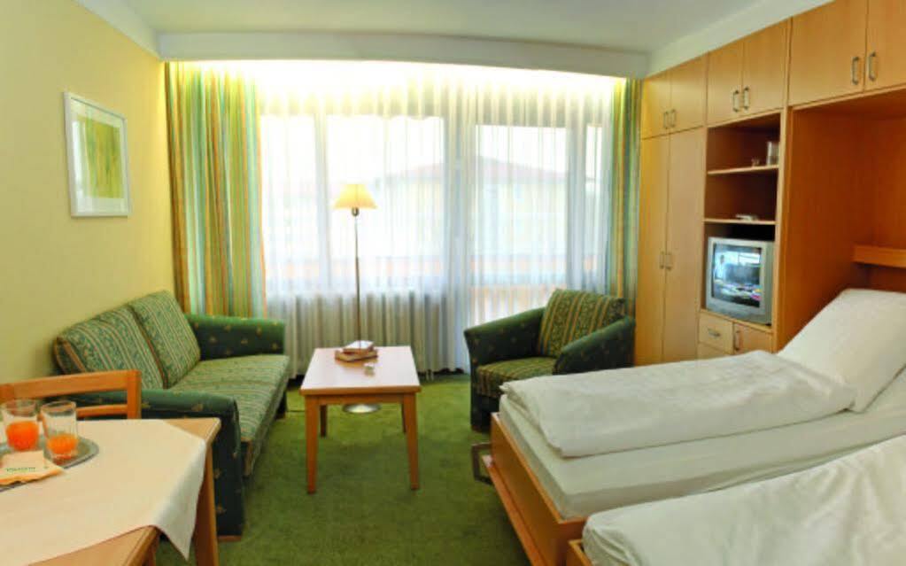 Appartment Hotel Victoria Бад-Фюссинг Экстерьер фото